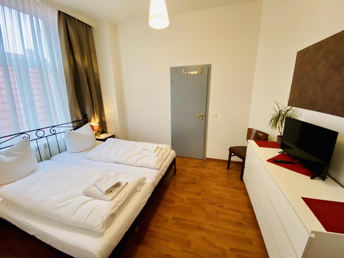 Doppelzimmer Zapfhahn, Direkt Am Alten Strom รอสต็อค ภายนอก รูปภาพ